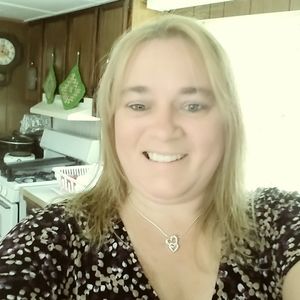 Meet your Posher, Brenda